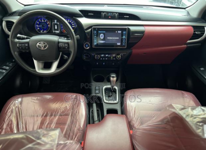 Foreign used Toyota Hilux SR5 2018