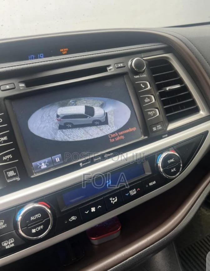 Foreign used Toyota Highlander 2017 Silver