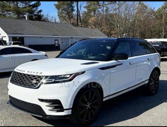 Foreign use 2018 Ranger Rover velar p250