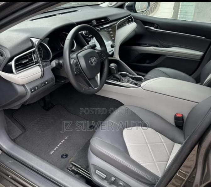 Foreign used Toyota Camry XLE 2018 FWD