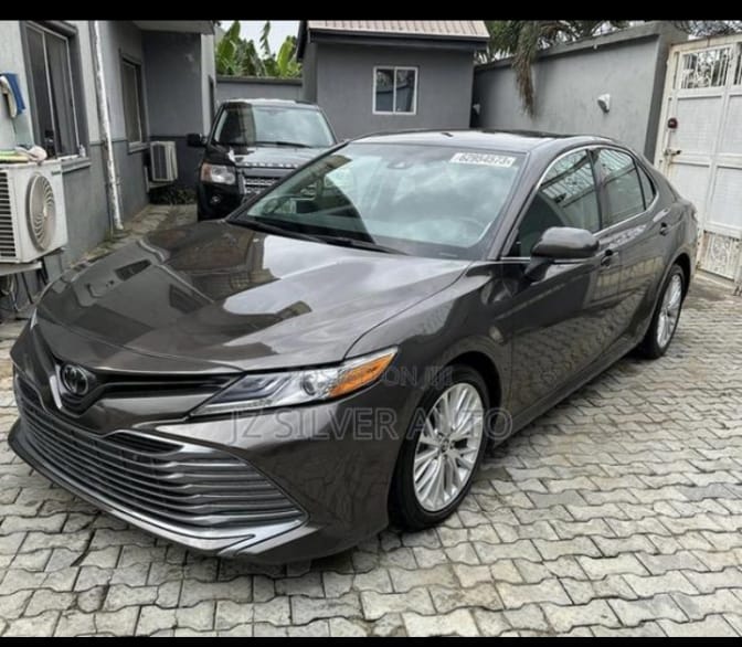 Foreign used Toyota Camry XLE 2018 FWD