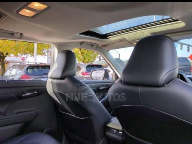 Foreign used Toyota Highlander 2021
