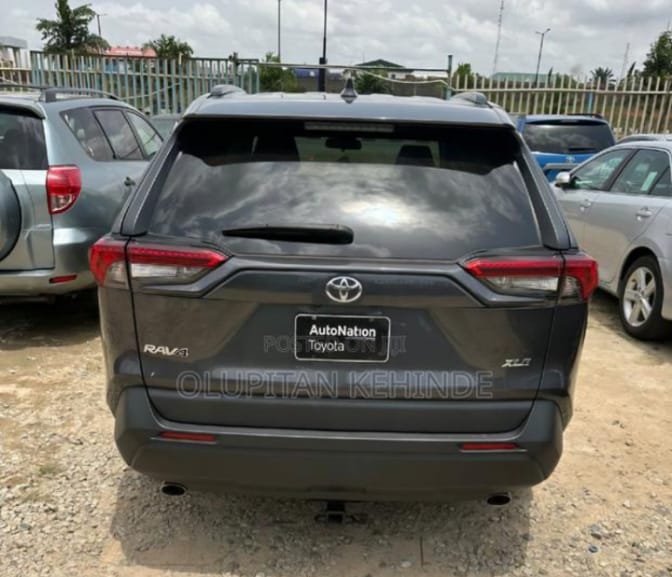 Foreign used 2020 Toyota RAV4 XLE