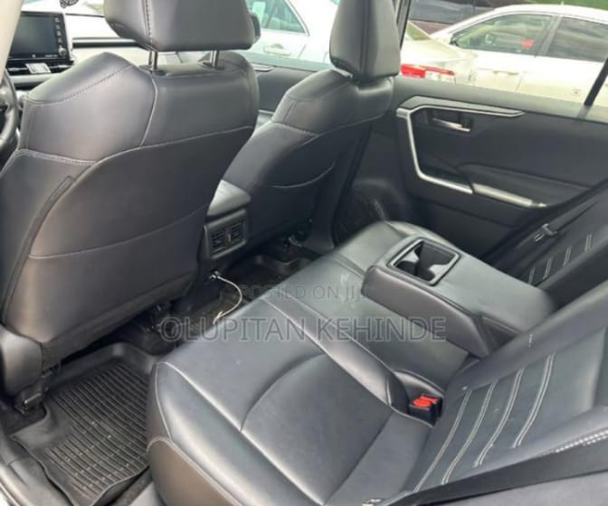 Foreign used 2020 Toyota RAV4 XLE