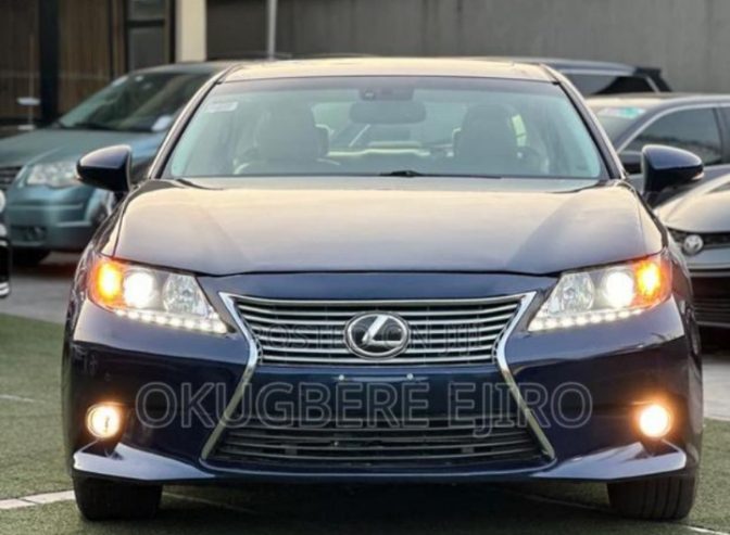 Foreign used Lexus ES350