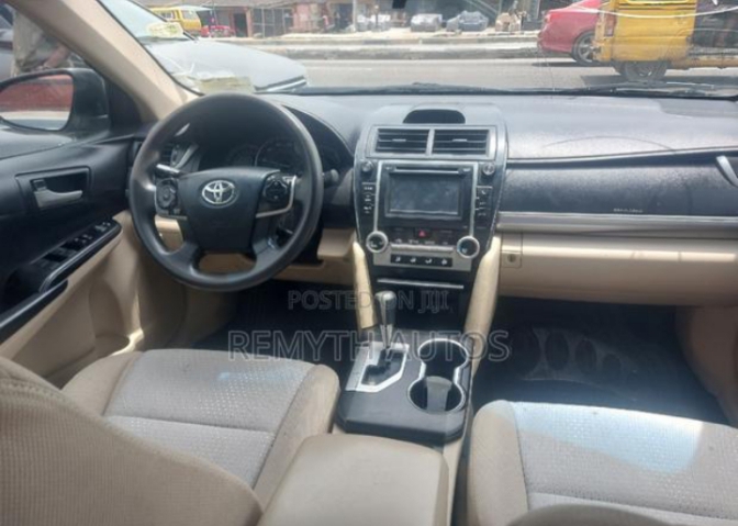 Foreign used 2012 Toyota Camry, Green