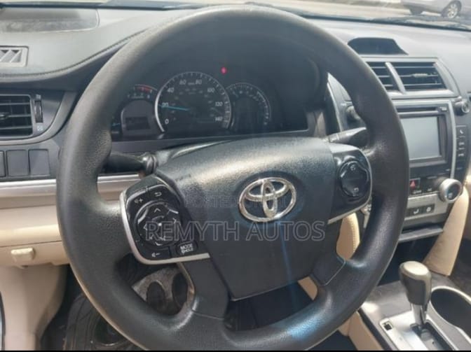 Foreign used 2012 Toyota Camry, Green