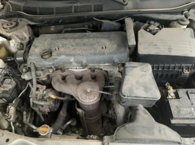 Foreign used 2009 Toyota Camry, Gold