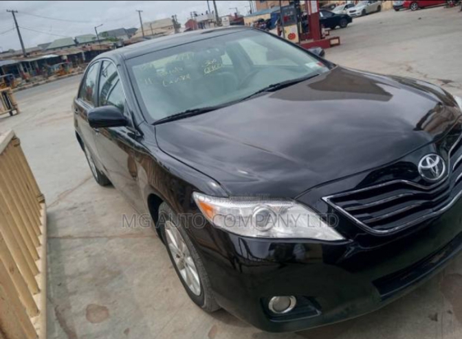 Foreign used 2910 Toyota Camry V6