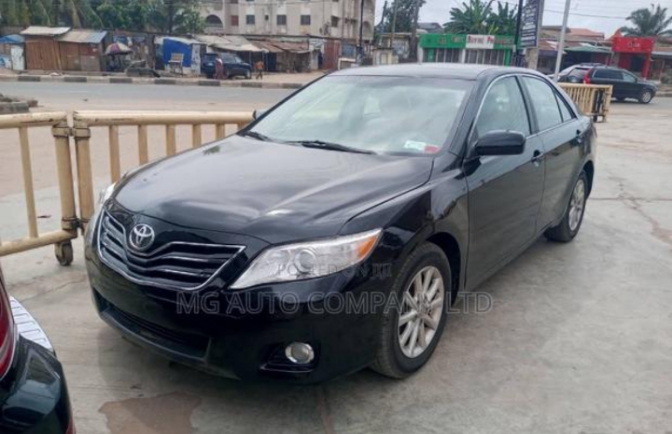 Foreign used 2910 Toyota Camry V6