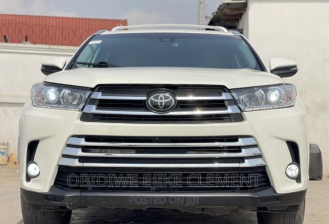 Foreign used 2019 Toyota Highlander V6