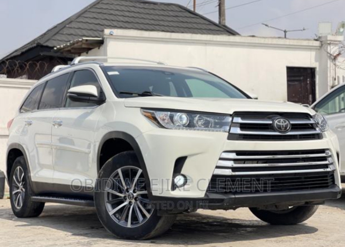 Foreign used 2019 Toyota Highlander V6