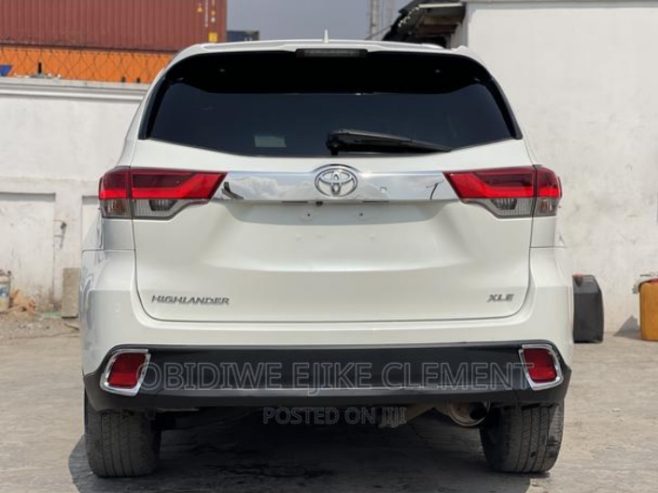 Foreign used 2019 Toyota Highlander V6