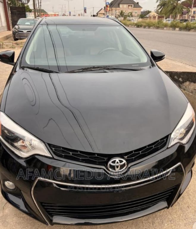 Foreign used 2014 Toyota Corolla, Black