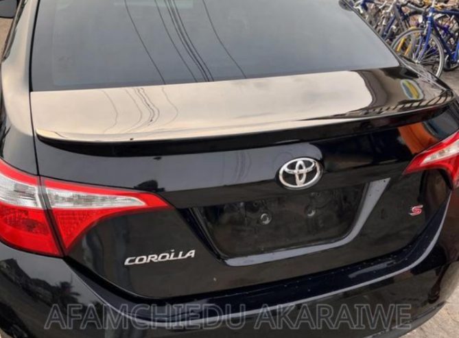 Foreign used 2014 Toyota Corolla, Black