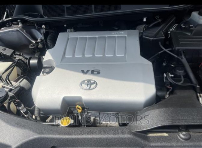 Foreign used 2011 Toyota Venza V6