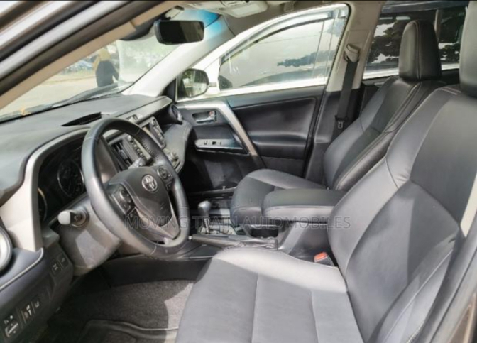 Foreign used Toyota RAV4 XLE 2018