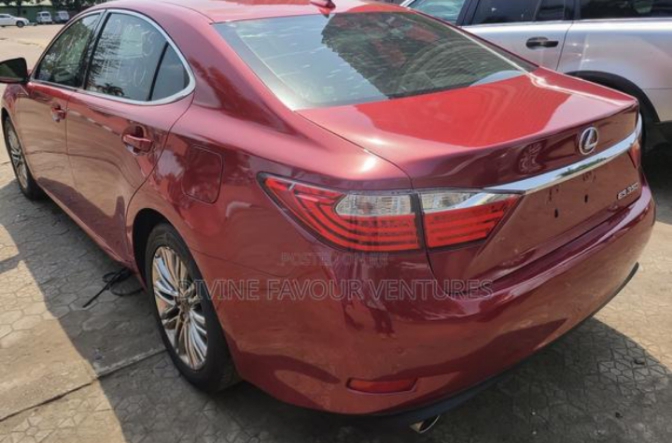 Foreign used Lexus ES 359 2013