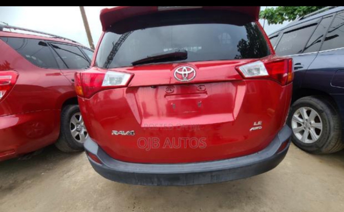 Foreign used 2015 Toyota RAV4, Red