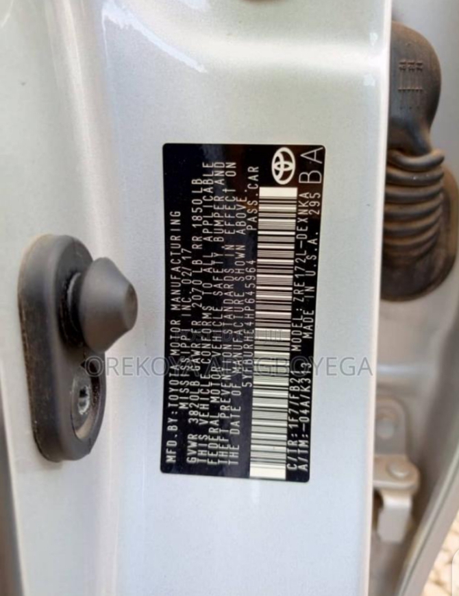 Foreign used 2017 Toyota Corolla , silver