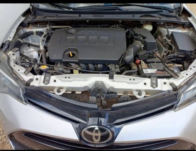 Foreign used 2017 Toyota Corolla , silver