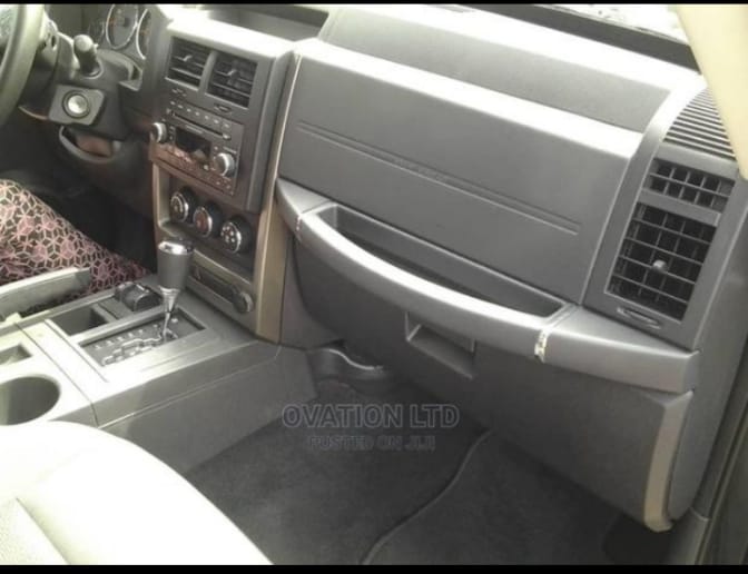 Foreign used 2012 Jeep liberty sport